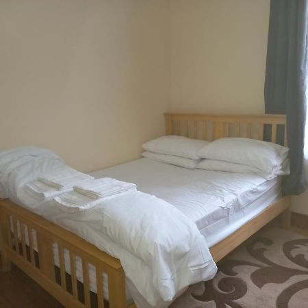 Bubblesbnb- 4 Bedroom House Лондон Экстерьер фото