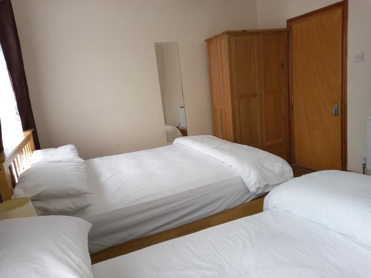 Bubblesbnb- 4 Bedroom House Лондон Экстерьер фото