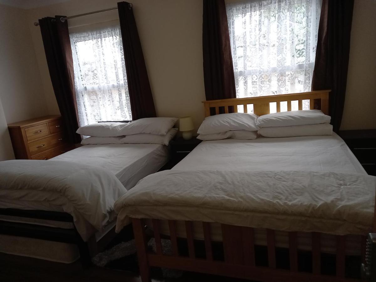 Bubblesbnb- 4 Bedroom House Лондон Экстерьер фото
